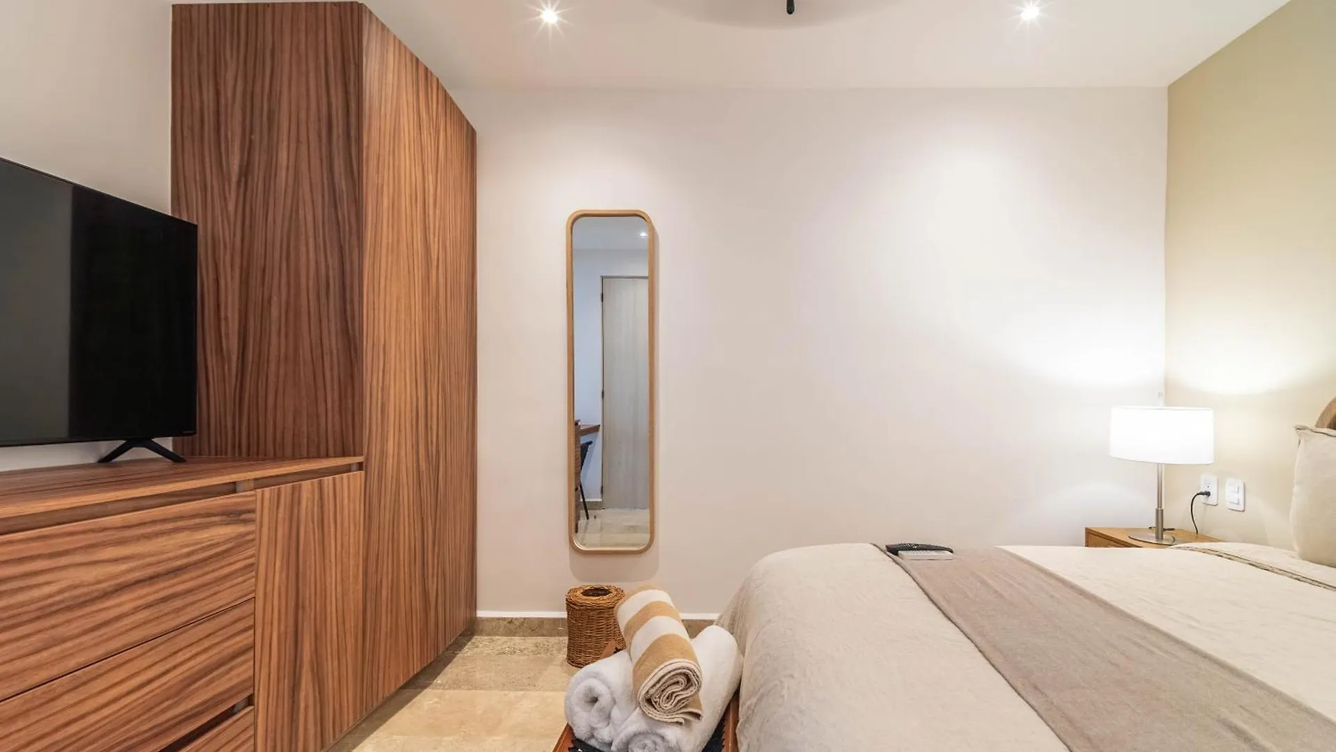1 Bd With Balcony Gym Pool View Villa Tulum Holiday home